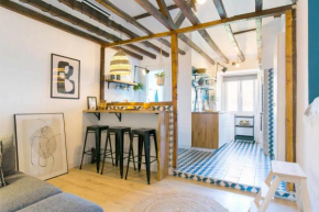 Blue Attic LX Factory 1 de Maio